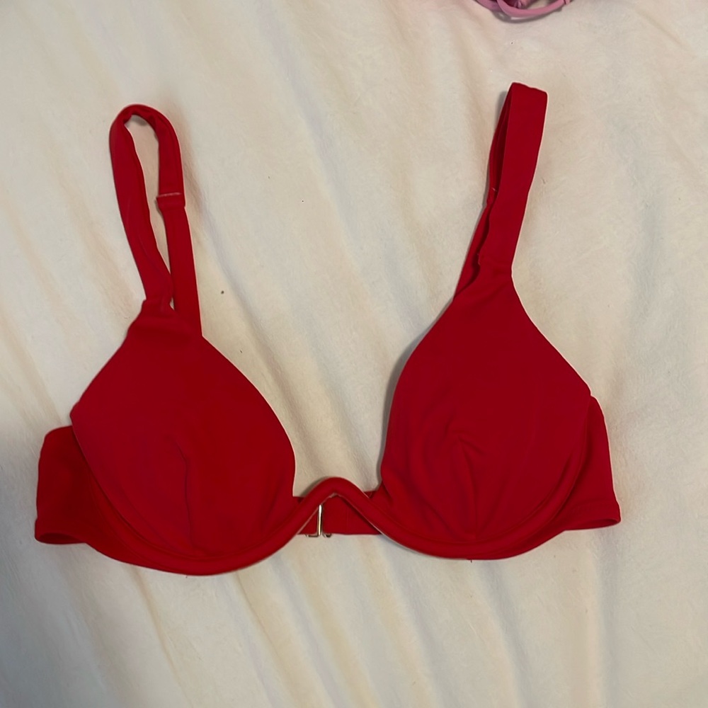 Shade shore plunge bikini top. Size S/M
